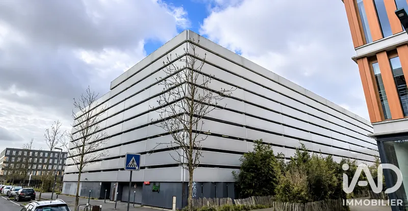 Parking à vendre, 196 m², Lille
