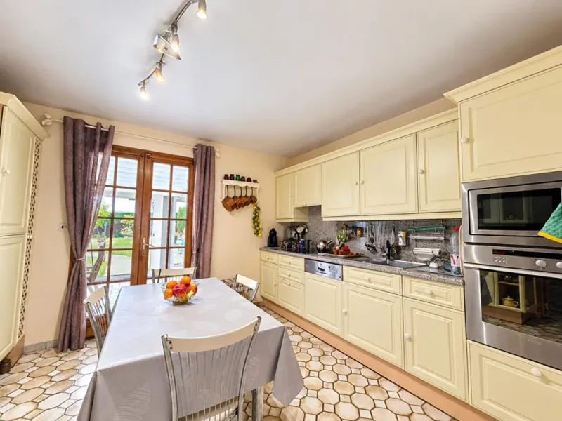 Maison Ecquevilly 6 pièce(s) 180 m2 - Photo 5