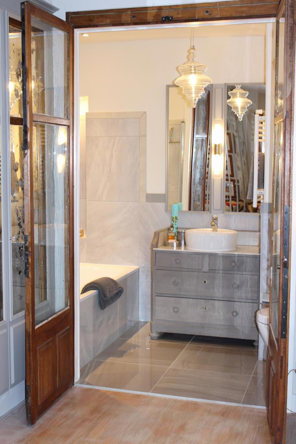 Beautiful furnished apartment with garden