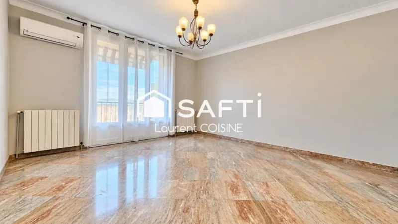 T4 rénové- Traversant, vue dégagée, balcon, étage élevé - Photo 5