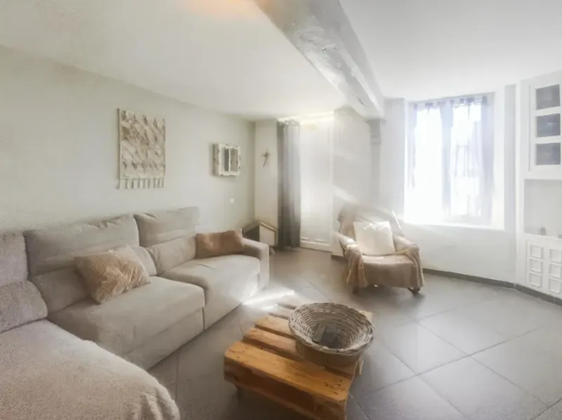 Maison habitable de suite, deux chambres, grange, terrain, proche Nogent sur Seine - Photo 4
