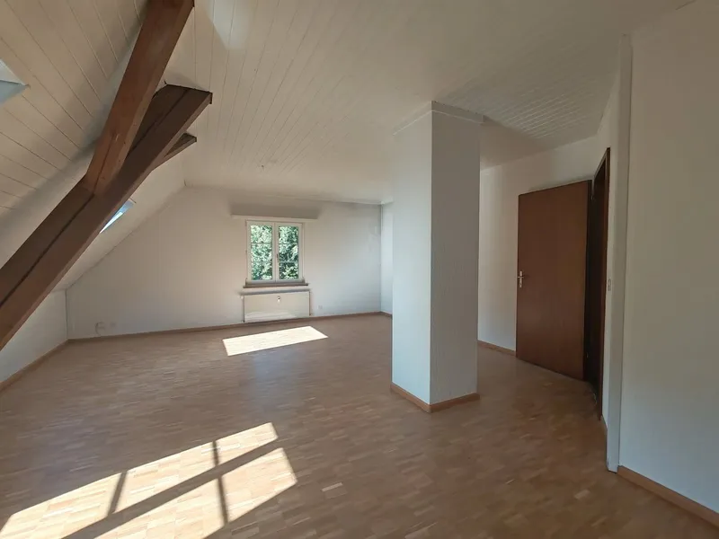 Appartement à louer, 4 pièces, Grellingen