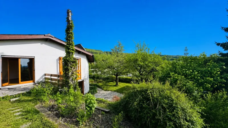 Einfamilienhaus mit 2 Einliegerwohnungen & Garten - Photo 3