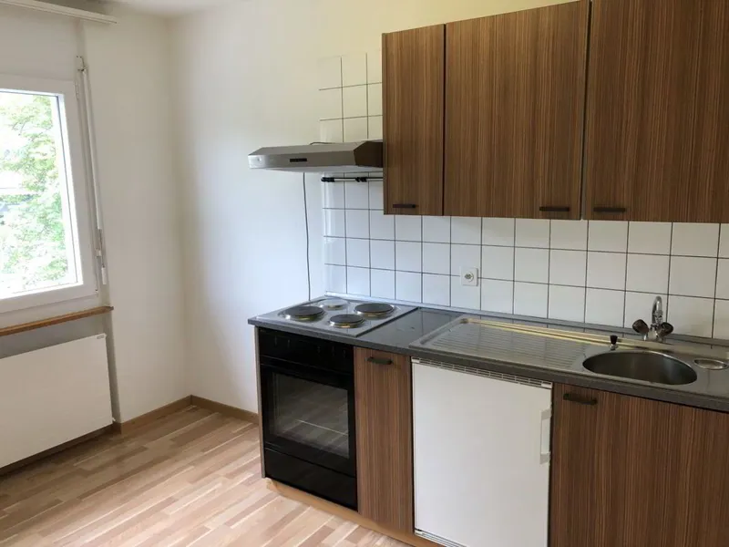 2.5 Zimmerwohnung im 2. Stock - Photo 2