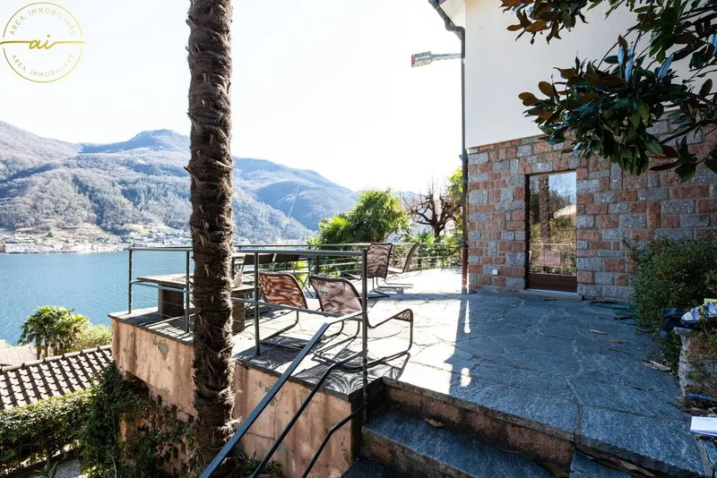 EINZIGARTIG 2.5 ZIMMER WOHNUNG MIT SEEBLICK, GARTEN UND TERRASSE - Photo 3