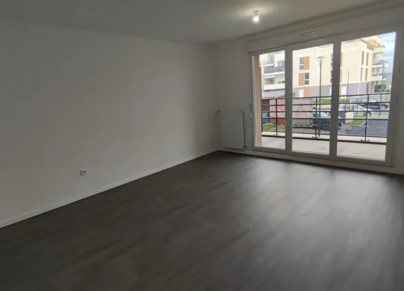 Appartement à louer - Photo 2