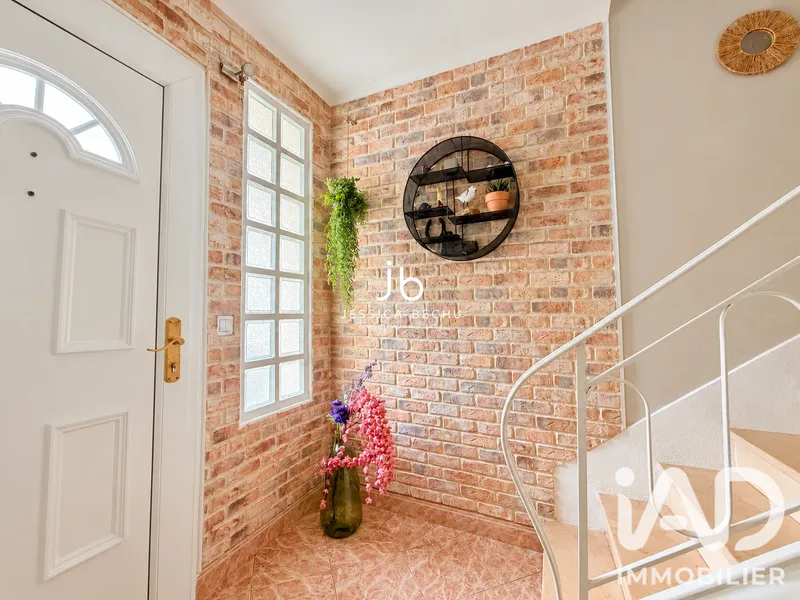 Vente Maison/villa 5 pièces - Photo 2
