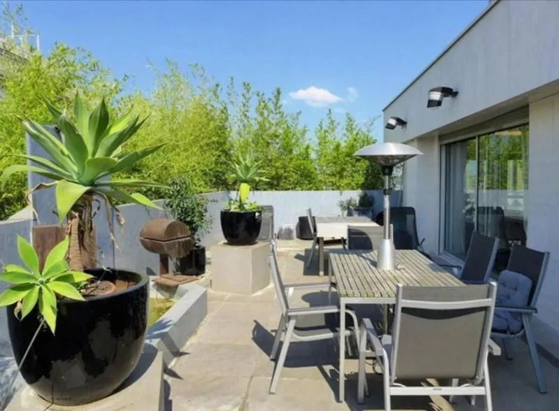 4 PIÈCES de 84m² + TERRASSE + PKG(s) + CAVE(s) - Photo 5