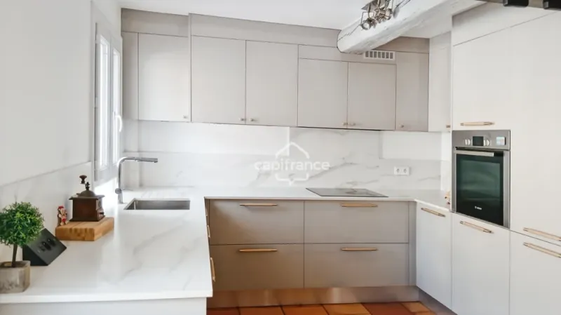 Maison 8 pièces à vendre à LA CRAU - Photo 3