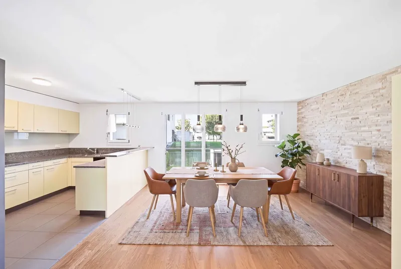 PLENTY OF SPACE TO LIVE—WITH A PANORAMIC VIEW IN BUCHRAIN - Photo 2