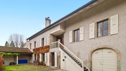 Belle maison de village familiale au coeur de l'enclave de Céligny