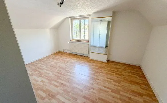 Wohnen und Arbeiten unter einem Dach - 6 Zimmer Einfamilienhaus mit... - Photo 4