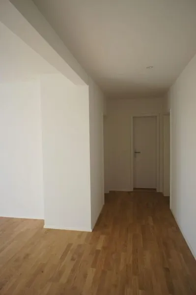 Moderne Wohnung mit See- und Bergsicht - Photo 4