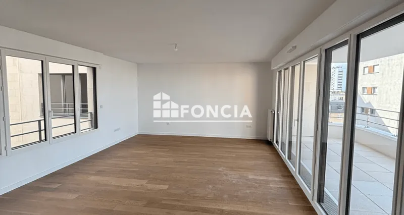 Location Appartement 4 pièces 89.5 m² - Clichy 92110 - Photo 3