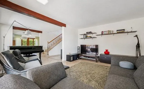 Maison à vendre, 5.5 pièces, 350 m², Genolier