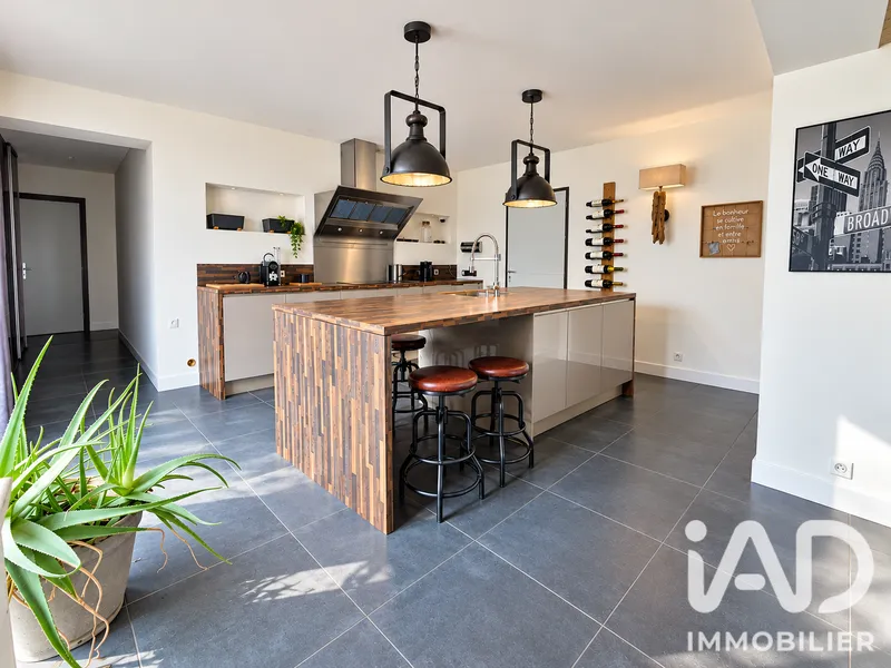 Vente Maison/villa 8 pièces - Photo 5