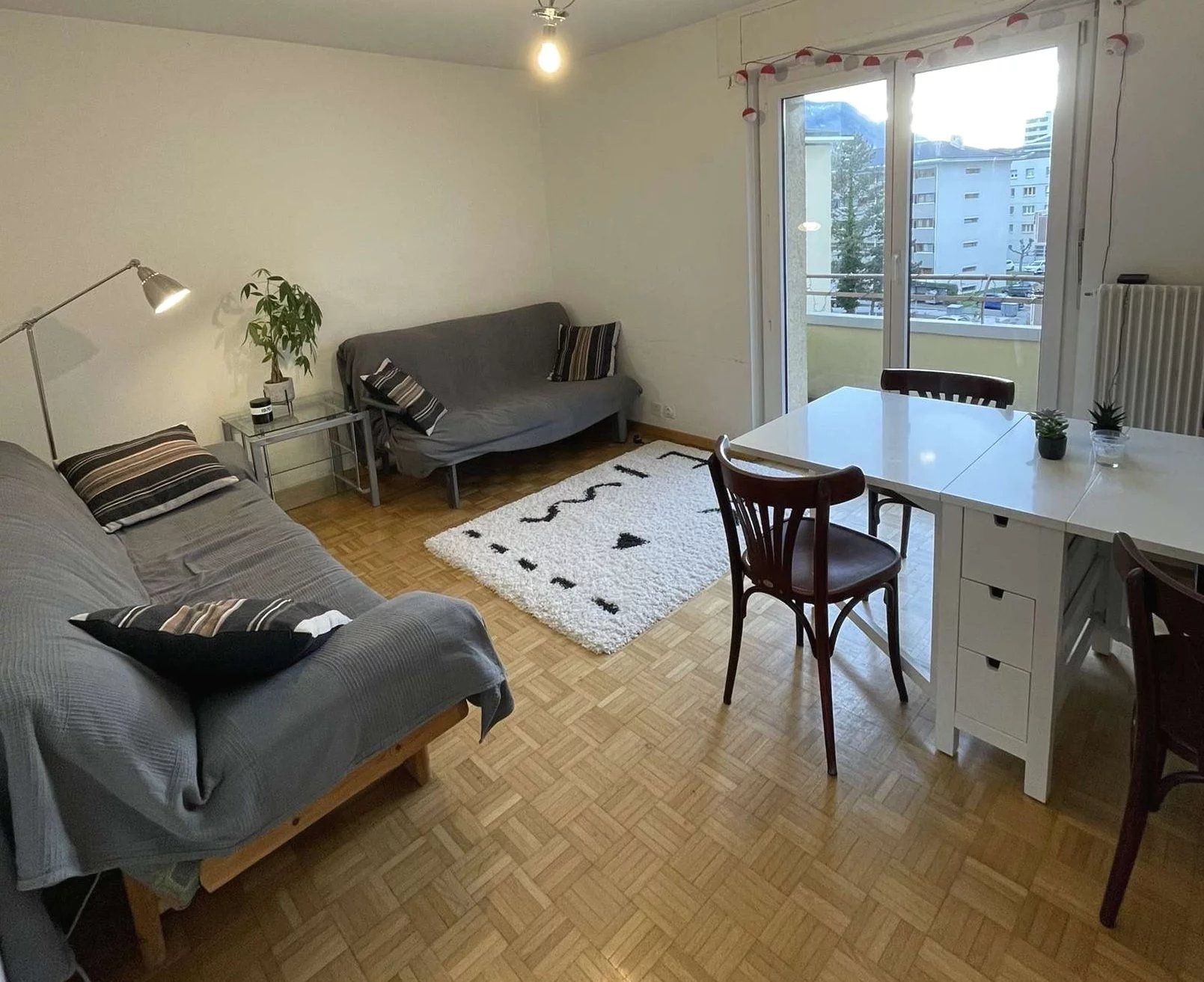 À louer à Sion - Charmant 3 pièces avec balcon dans le quartier paisible de Saint-Guérin