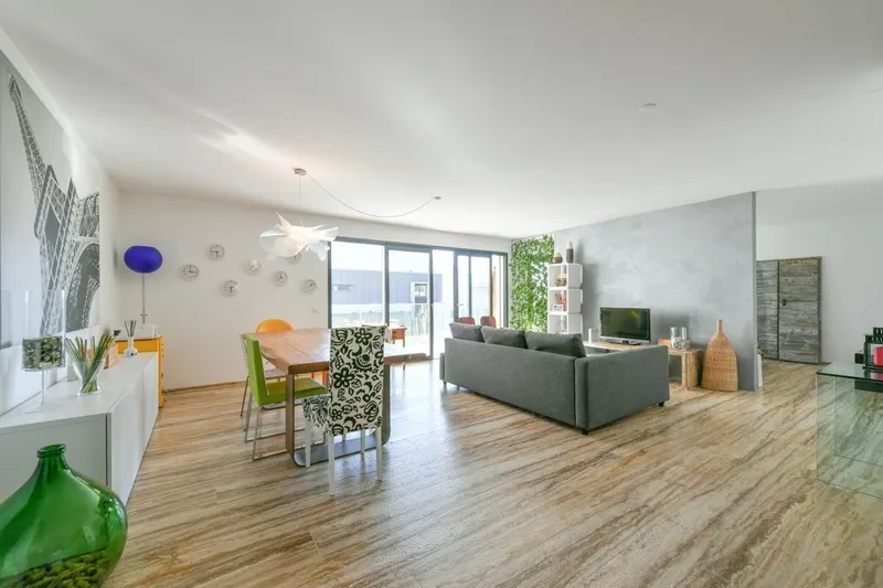 Bellissimo 3.5 locali moderno con parziale vista lago - Photo 4