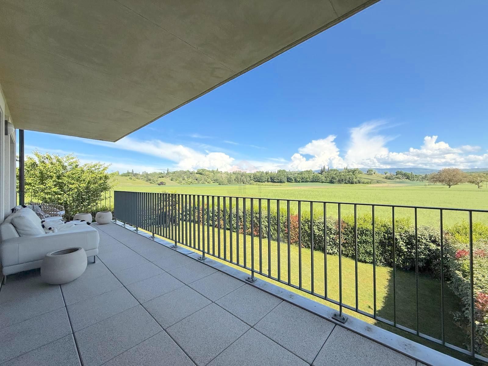 Casatax ! Splendide 5 pièces traversant dans un cadre verdoyant