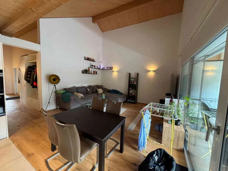 Charmante 4.5-Zimmer-Dachwohnung am Rande von Grabs - Photo 3