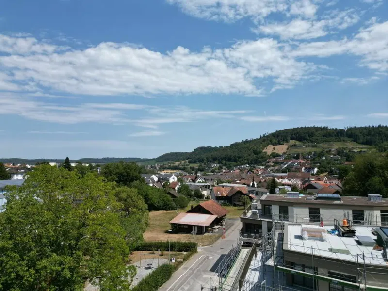 Exklusive Neubau-Attikawohnung mit Weitsicht inklusive zwei Parkplätze - Photo 5