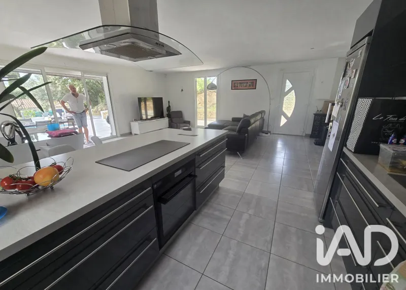 Vente Maison/villa 6 pièces - Photo 2