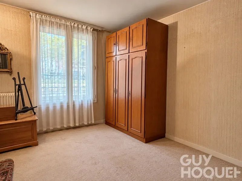 Versailles - Appartement familial de 115 m², réception plein sud, 3 chambres , grande cave et parking - Photo 4