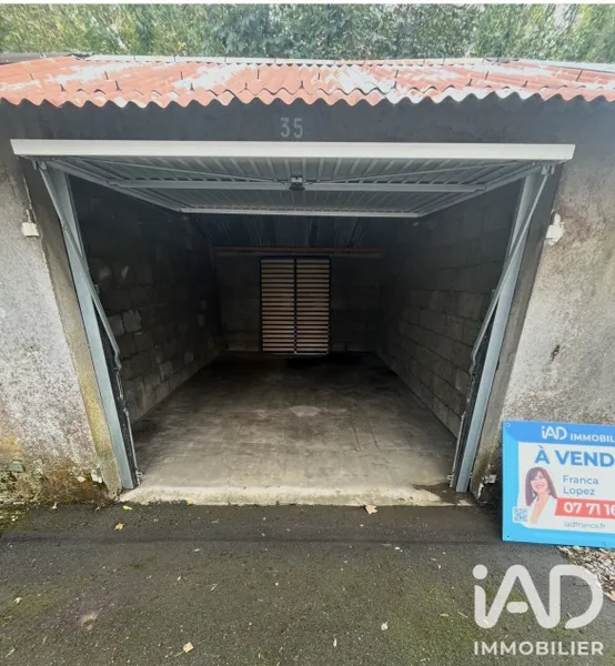 Vente Garage 16 m² - Photo 2