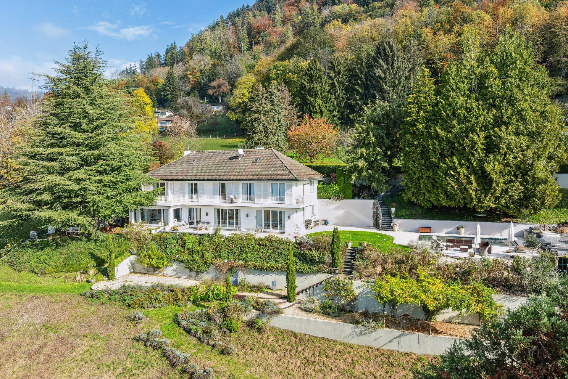 Magnifique villa avec vue panoramique sur le lac et les montagnes