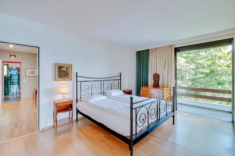 Grosszügige Villa mit Swimmingpool und Panoramablick - Photo 4