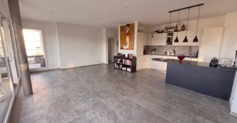 Appartement 5 pièces - Photo 2