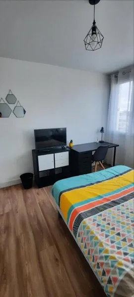 Chambre en colocation idéalement situé - Photo 2
