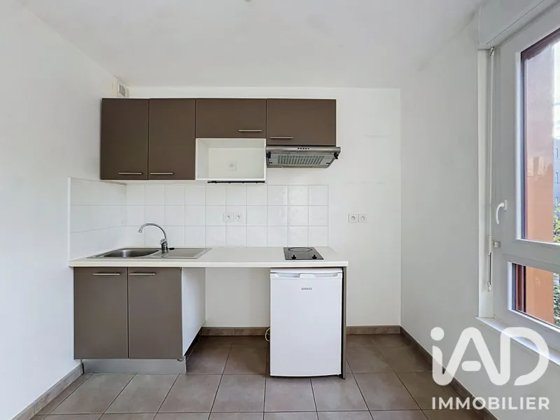 Vente Appartement 1 pièce - Photo 2