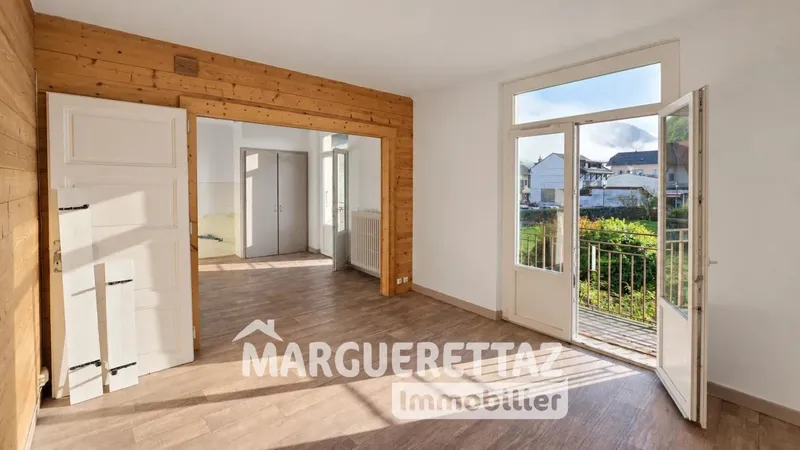 Appartement T5 - 96.9 m² hab avec balcon, jardin et cave - TANINGES - Photo 5