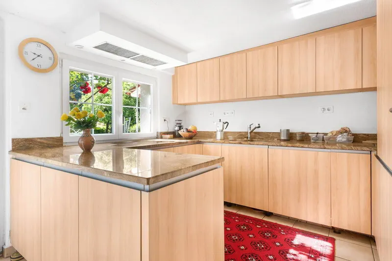 EXCLUSIVE COUNTRY HOUSE WITH HISTORY – IDEAL FOR MULTIGENERATIONAL LIVING IN STEINMAUR - Photo 4