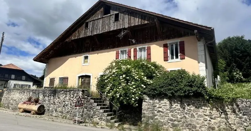 Appartement 4.5 pièces au rez supérieur — Baigné de lumière avec vue - Photo 4
