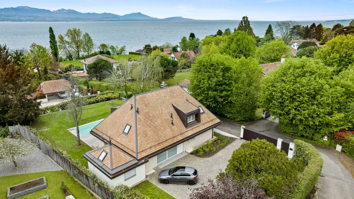 Superbe maison individuelle sur les rives du lac à St-Sulpice