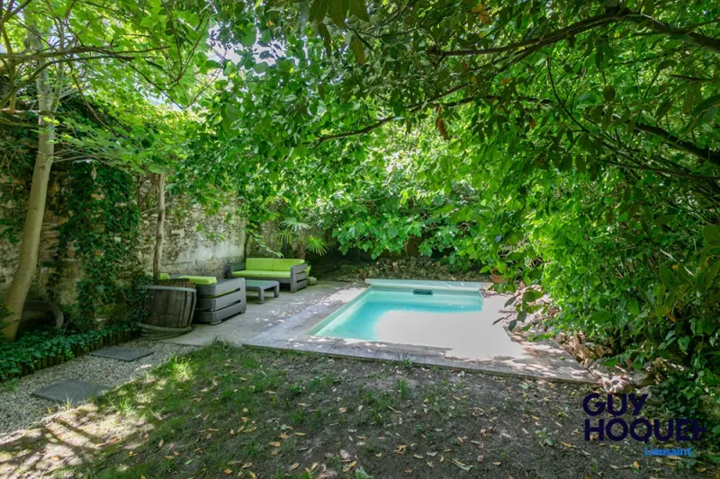 Maison de caractère de 166 m² avec dépendance et piscine à Lieusaint (77127) - Photo 3