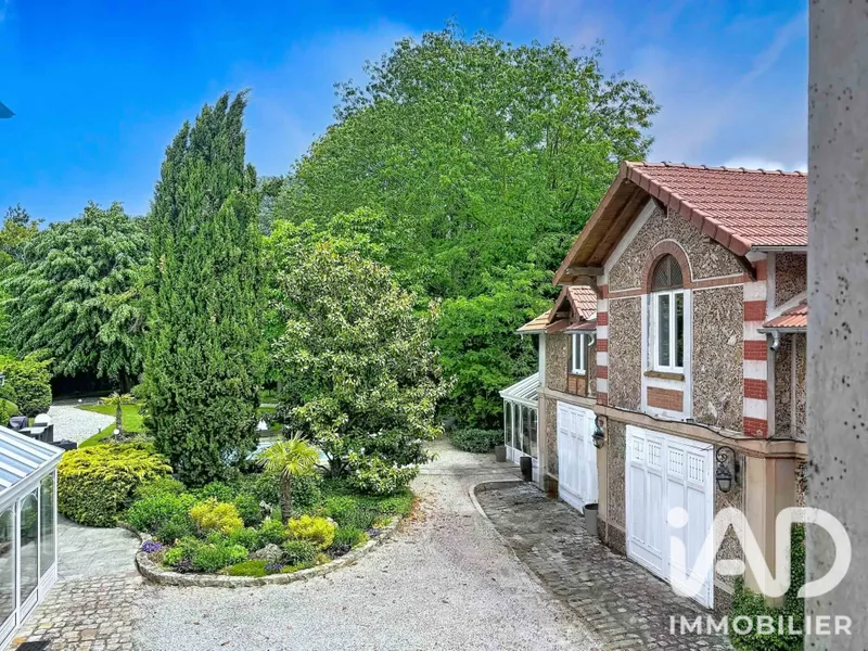 Vente Demeure 10 pièces - Photo 2