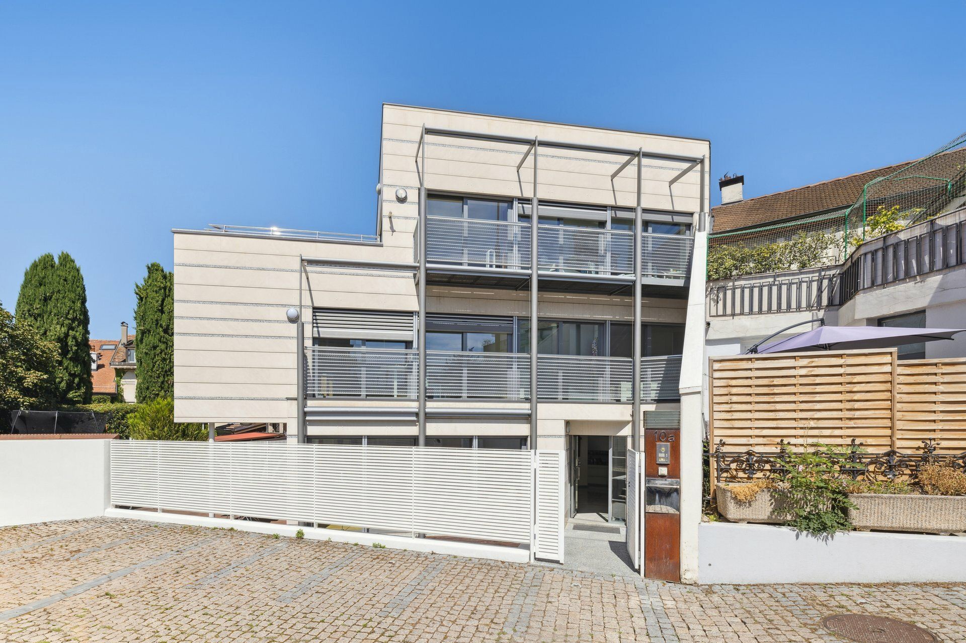 Maison de village contemporaine au coeur du Vieux Chêne-Bourg