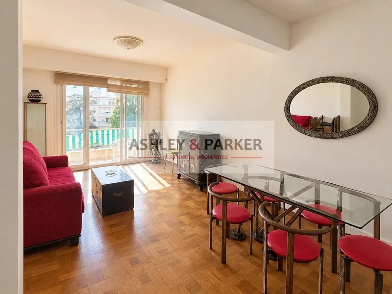 Nice – Cimiez | 2 pièces transformable en 3 pièces, balcon SUD, vue dégagée - Photo 2