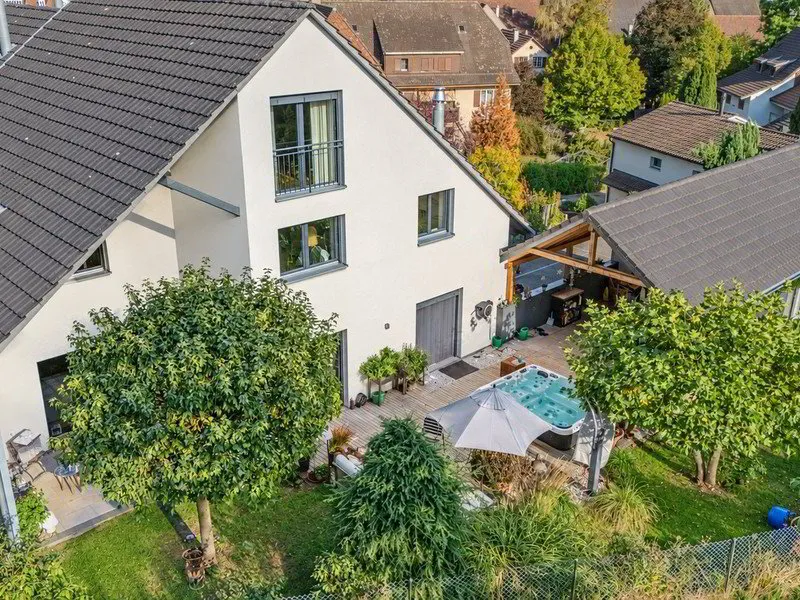 Maison à vendre, 5.5 pièces, 230 m², Arisdorf