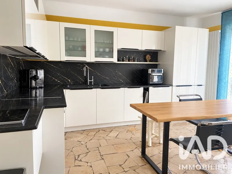 Vente Appartement 3 pièces - Photo 2
