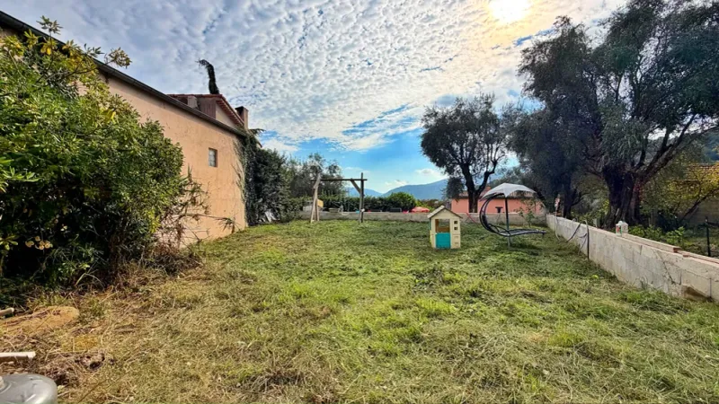4P à vendre à Contes 303m2 de Jardins - Photo 3
