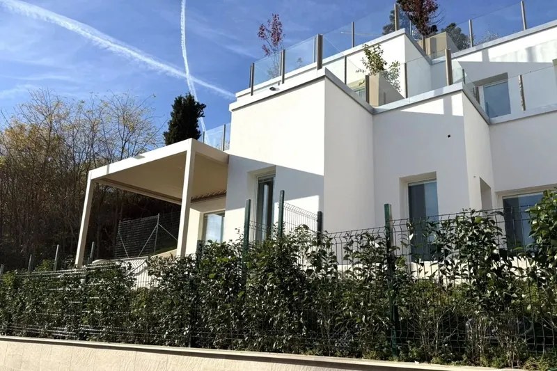 Ville di nuova costruzione con rooftop panoramico - Photo 4