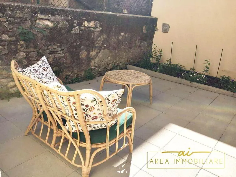 AMPIO E MODERNO 2.5 LOCALI CON CORTILE PRIVATO - Photo 5