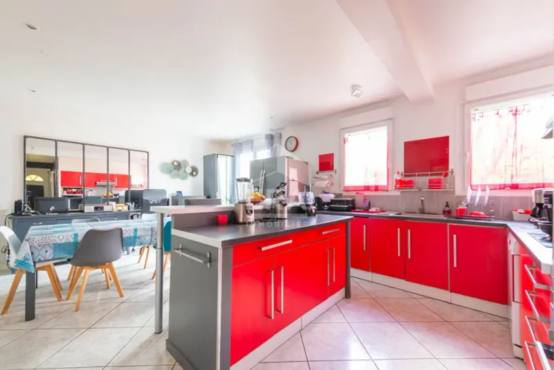 Superbe appartement 6 pièces avec jardin à Sartrouville - Rare sur le marché ! - Photo 3