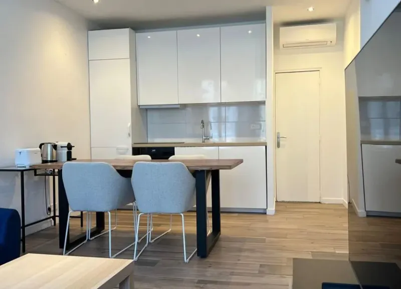 Appartement à louer - Photo 2