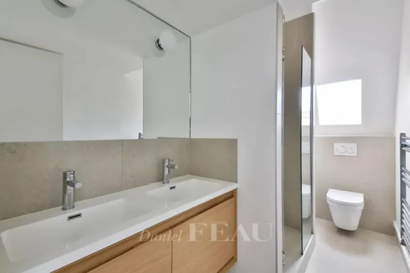 Location appartement, Paris 17ème (75017), 6 pièces, 130.42 m², ref 87512056 - Photo 3