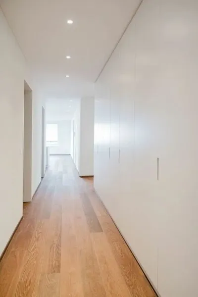 Bezugsbereite Neubau Attikawohnung mit See- und Bergsicht - Photo 3